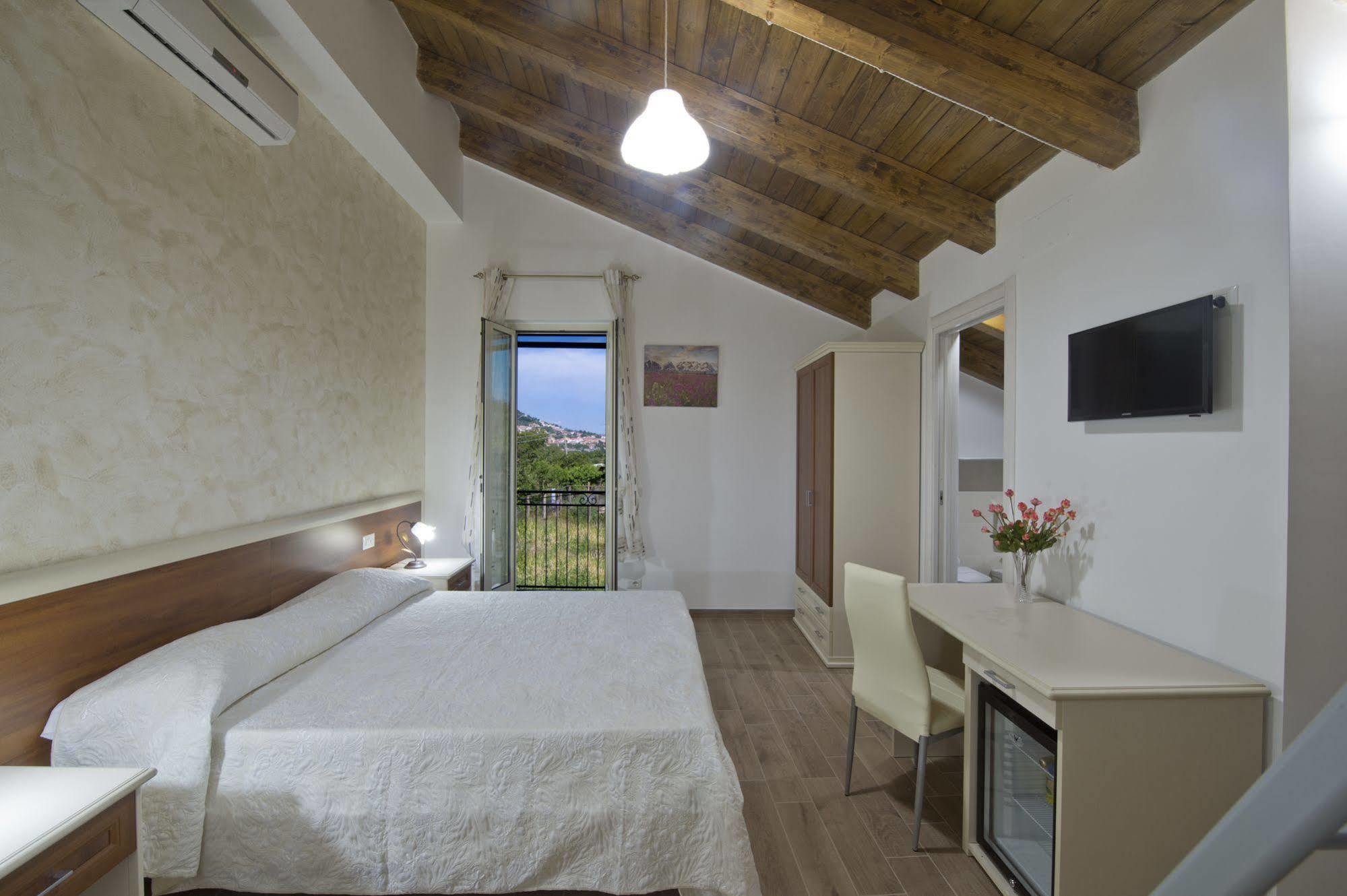 Bed and Breakfast Gli Dei gemelli Agerola Exterior foto